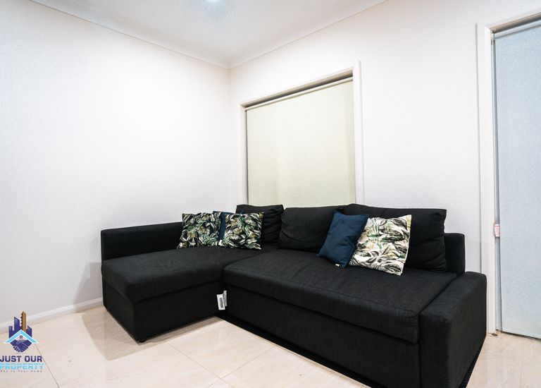 83A Eton St, Smithfield