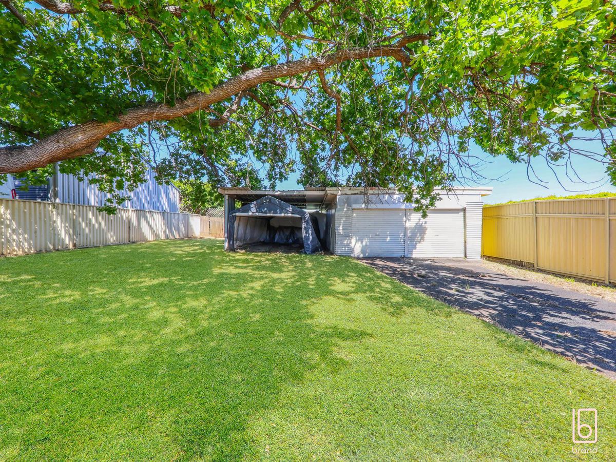 37 Brooke Avenue, Killarney Vale