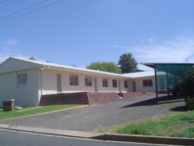 1 / 1 Stonehaven Avenue, Dubbo