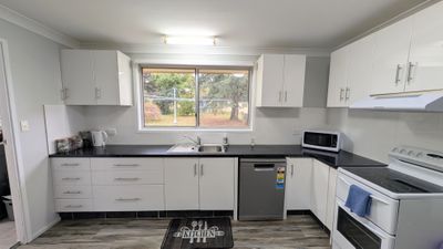 10 Joseph Brown Place, Tamworth