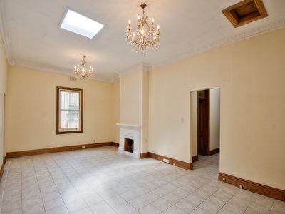 28 The Avenue, Granville