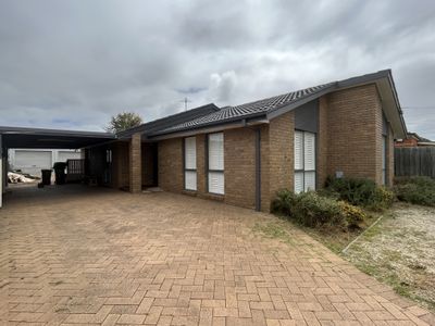 31 Rowes Road, Werribee