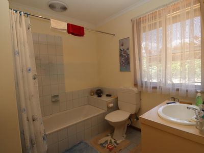 18 Shakespere Street, Heathcote