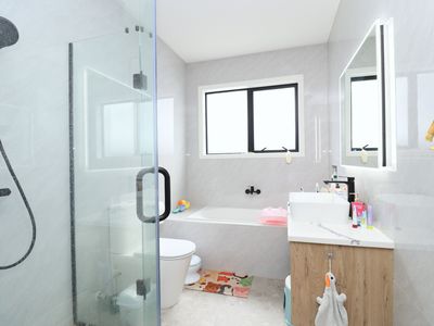 18 Southridge Road, Flat Bush