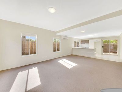 1 / 1 Collins Lane, Kin Kora