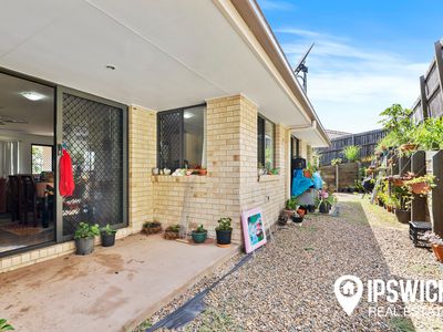 2 / 2 Osprey Court, Lowood