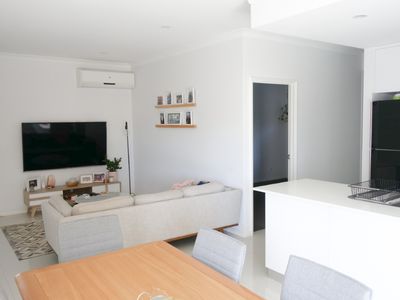 8/3 Leeder Street, Glendalough