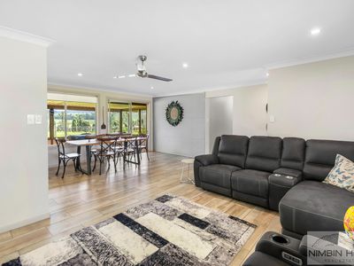 950 Ettrick Road, Ettrick