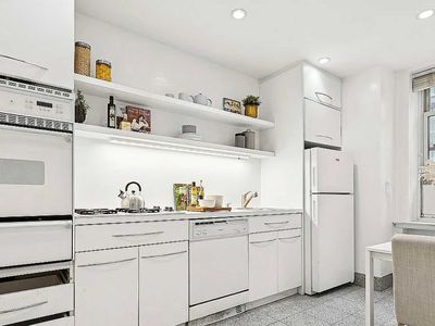 1re / 103 East 75th Street, E 75th St #1RE, New York, NY, International