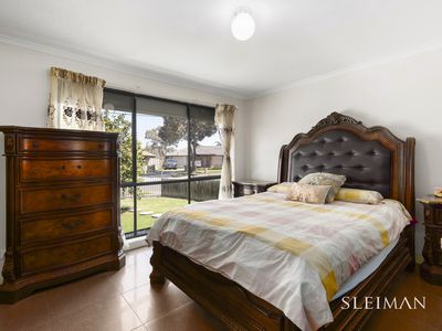 11 Trotting Place, Epping