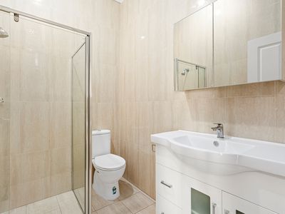 2 / 18 Allan Street, Port Kembla