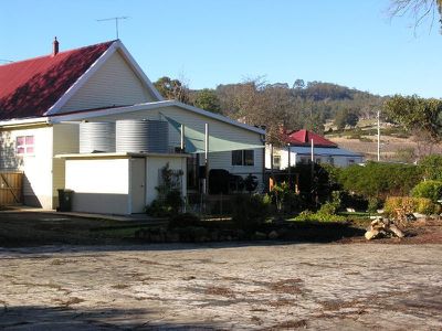 8241 Channel Highway, Cradoc