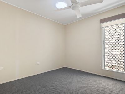 24 Yanderra Avenue, Arana Hills