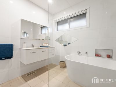 4 Surrey Road, Dandenong North