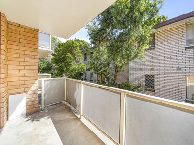 2 / 28 Hampstead Road, Homebush West