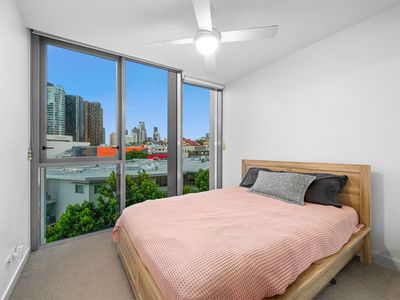 711 / 348 Water Street, Fortitude Valley