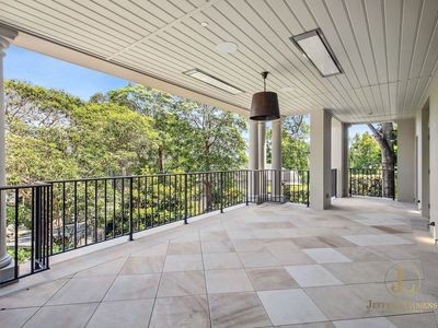 2 / 147 Darling Point Road, Darling Point