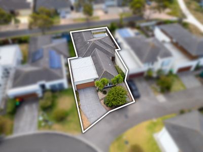 32 Signature Boulevard, Point Cook