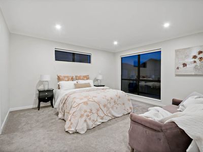 8 Teitei Rise, Flat Bush