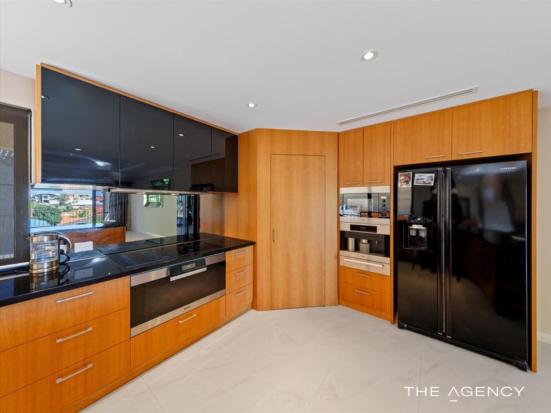 5 Sumich Gardens, Coogee