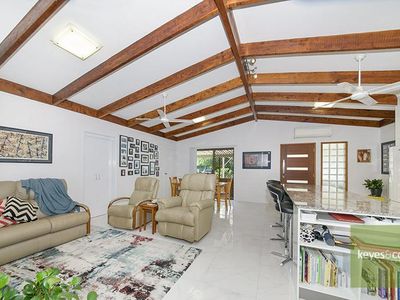9 Forbes Street, Cluden
