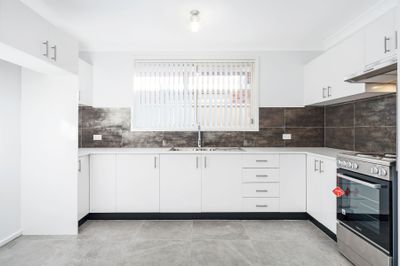2 / 53 De Havilland Crescent, RABY, Raby - Thumbnail 2