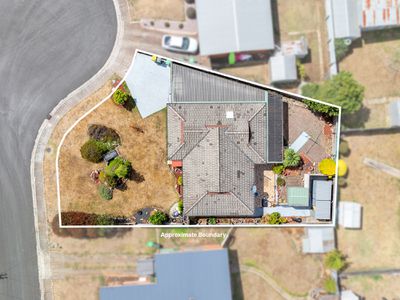 8 Oonah Crescent, Somerset