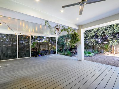 6 Banner Court, Branyan