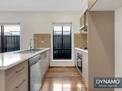 22 Black Wattle Road, Craigieburn