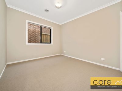 23 Welsummer Drive, Clyde North