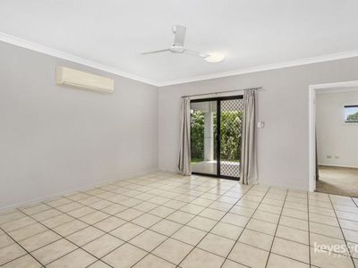 8 Bursaria Court, Douglas