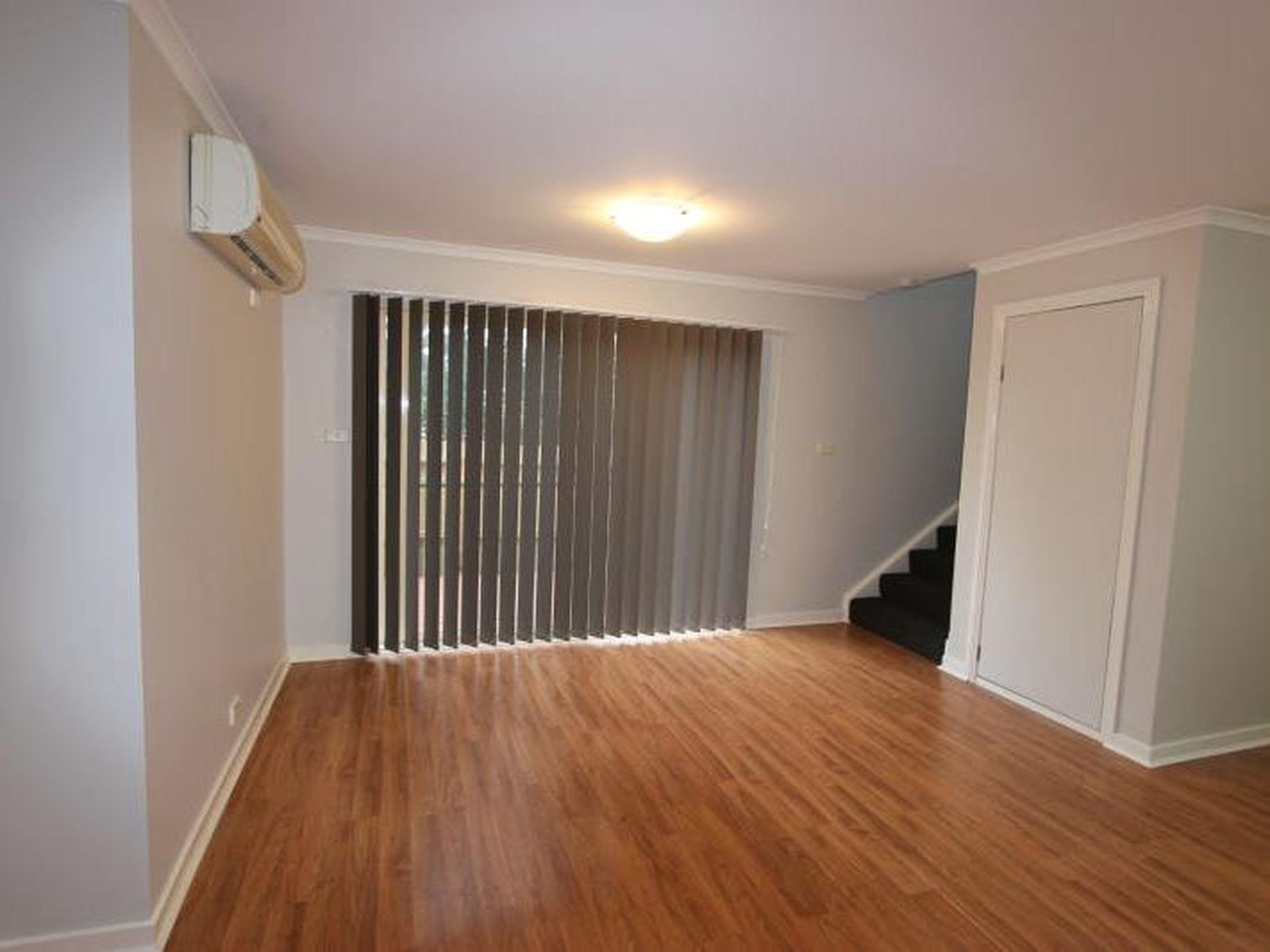 2 / 328 Aberdeen Street, Manifold Heights