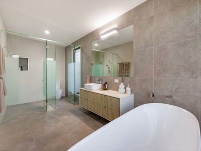 10 Kingfisher Crescent, Palmview