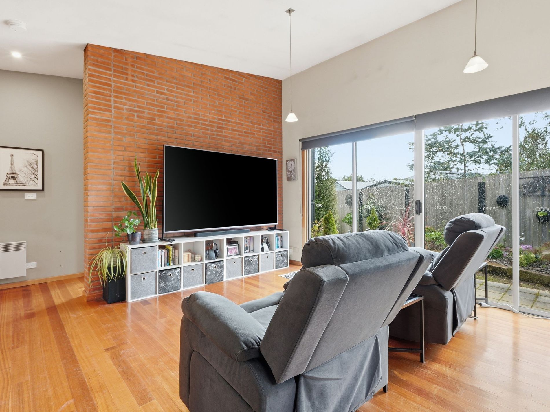 1 / 8 Smith Street, Cygnet