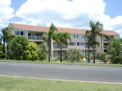 11 / 13 Pulgul Street, Urangan