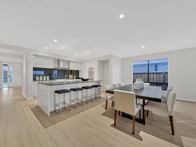 11 Chrysalis Crescent, Clyde