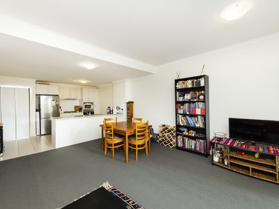 30 / 4 Ross Road, Queanbeyan