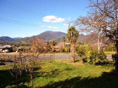 195 Kiewa Valley Highway , Tawonga South