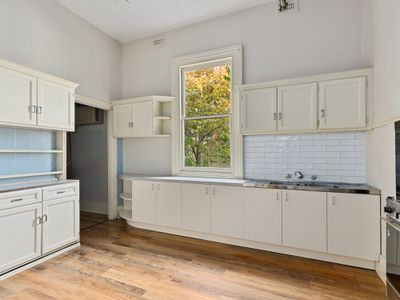 16 GOULBURN STREET, Seymour