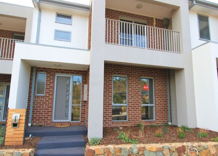 35 Palisades Boulevard, South Morang