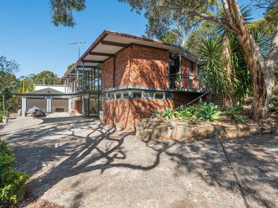 32 Seaview Drive, Happy Valley