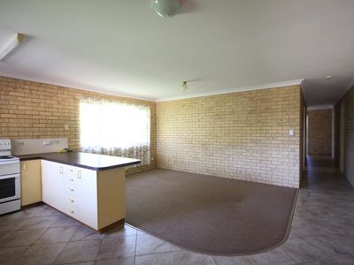 2 / 1 Campbell Street, Kingaroy