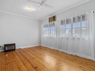 32 Scoullar Street, Finley
