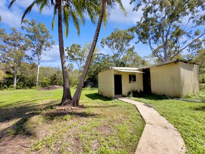 345 Midge Point Road, Bloomsbury