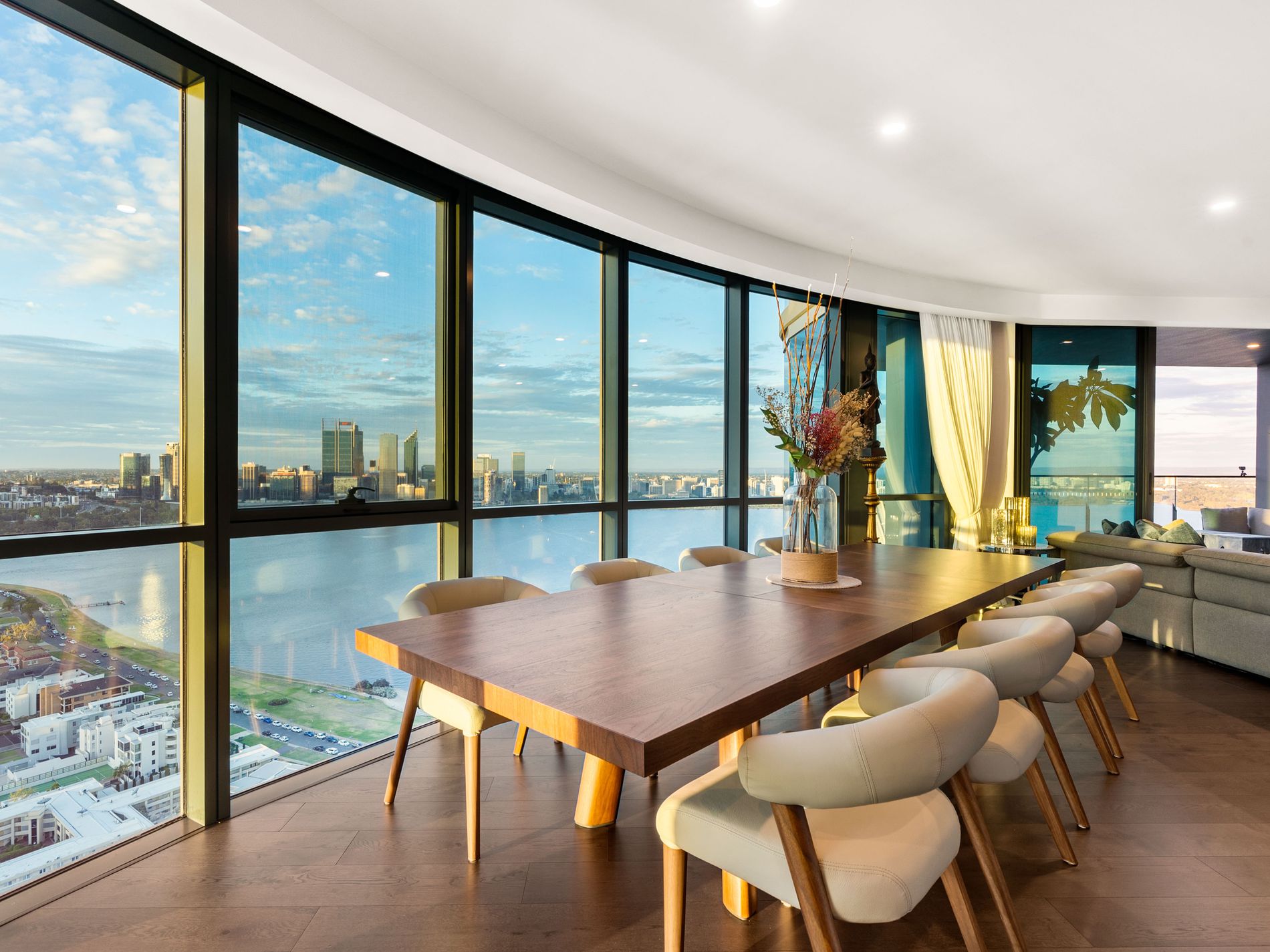 3303 / 99 Mill Point Road, South Perth