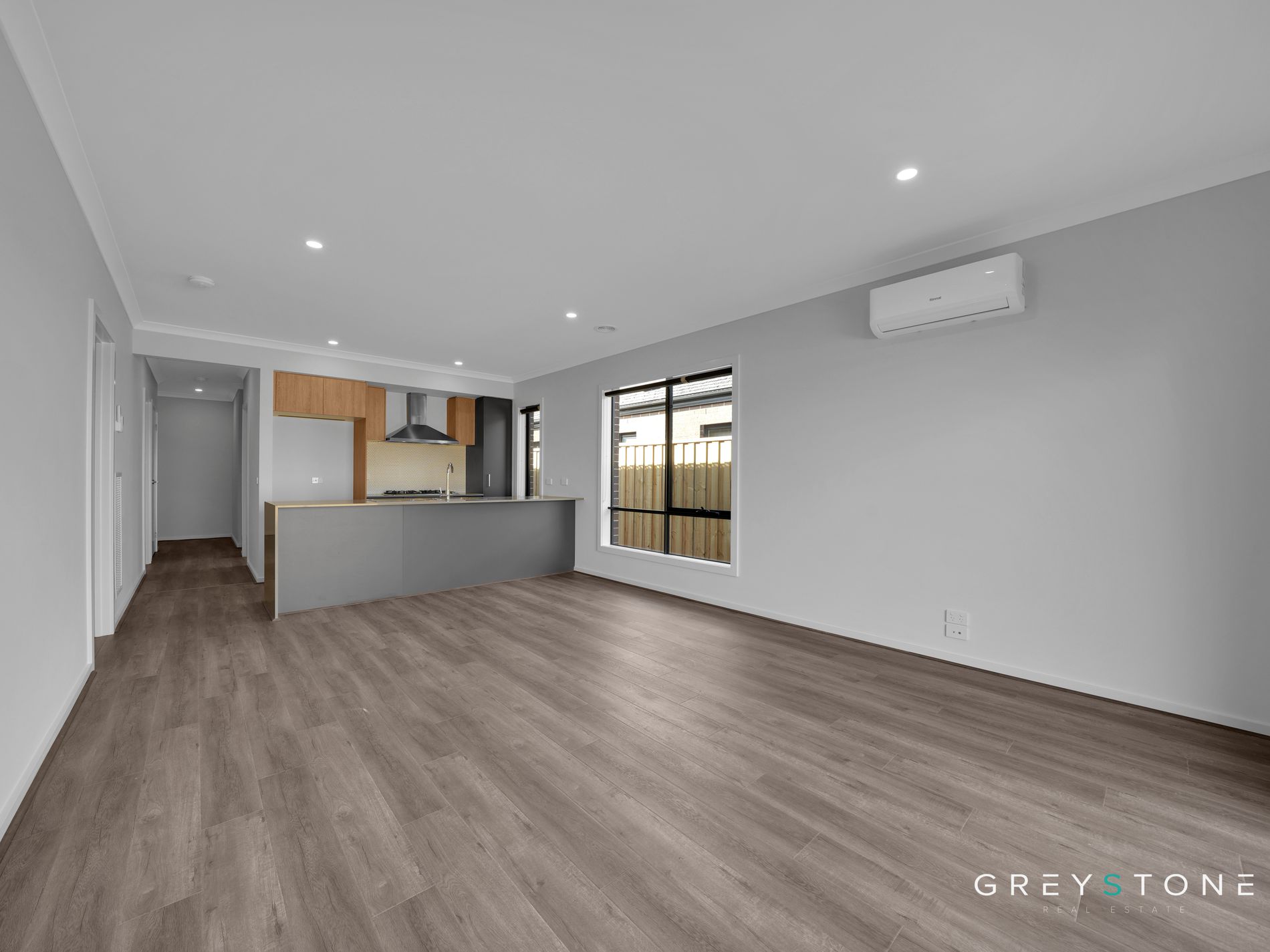 34 Maradona Boulevard, Deanside