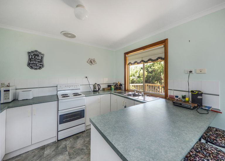 6518 Portland-Nelson Road, Nelson