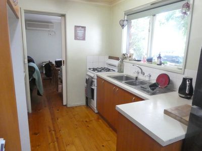 24 Avenel Rd, Seymour