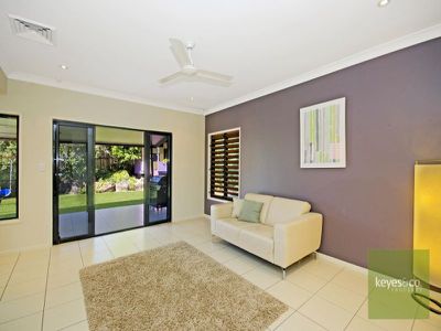 14 Sheoak Circuit, Douglas