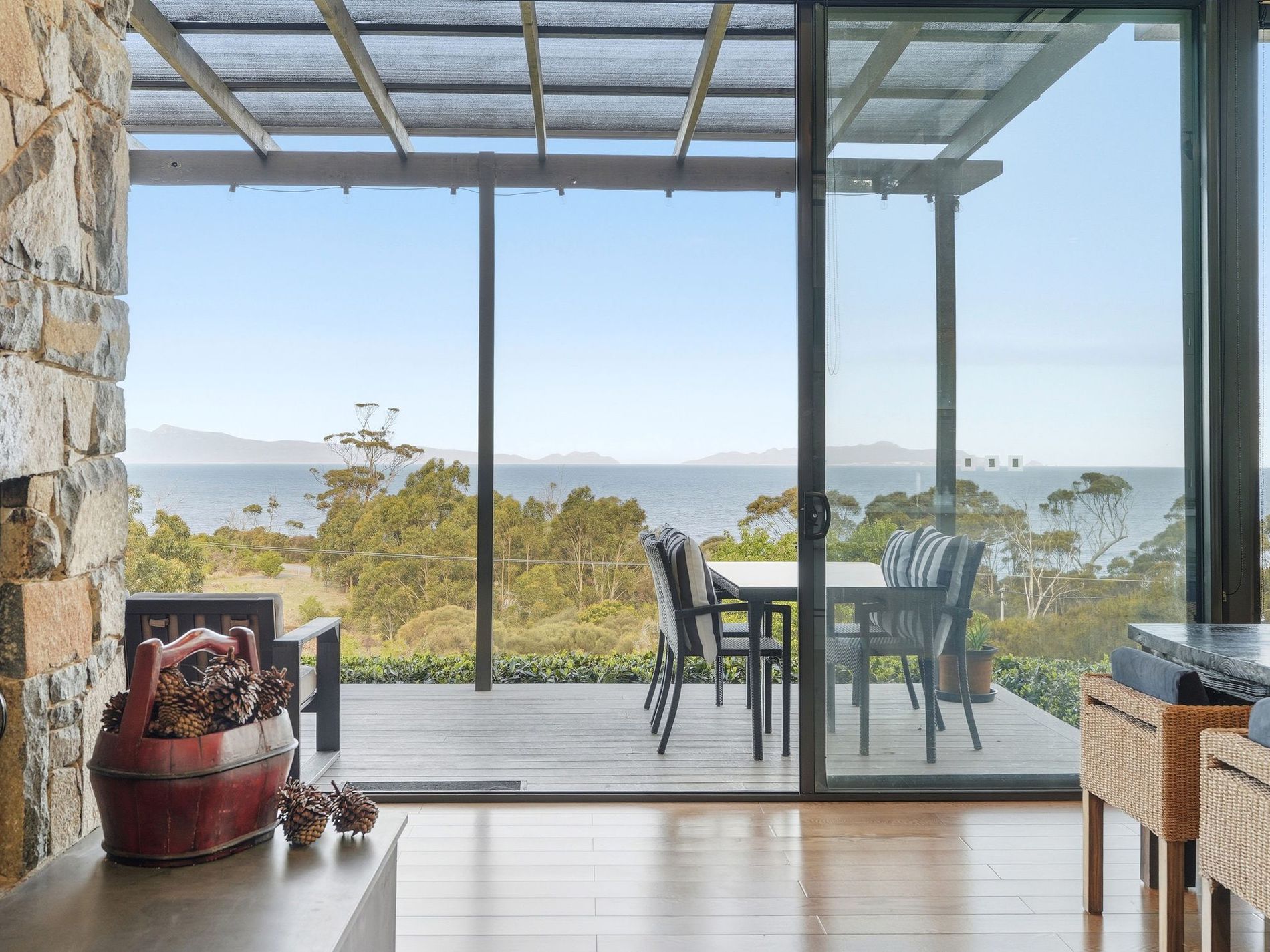 11903 Tasman Highway, Rocky Hills